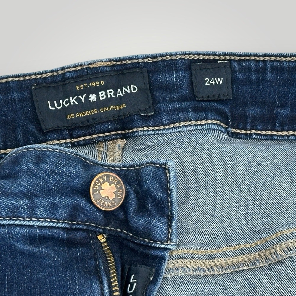 Lucky Brand Jeans Emma Legging 24W 41x26 Straight Leg Blue Womans Dark Wash - Picture 5 of 8
